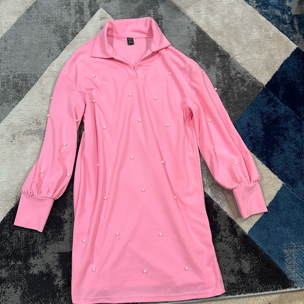 Pink long sleeve dress with pearls
